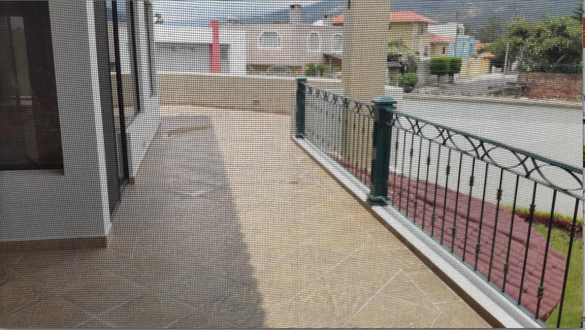 Cumbaya. La Primavera Alta. Casa de Venta en Urb. Privada — imagen 3