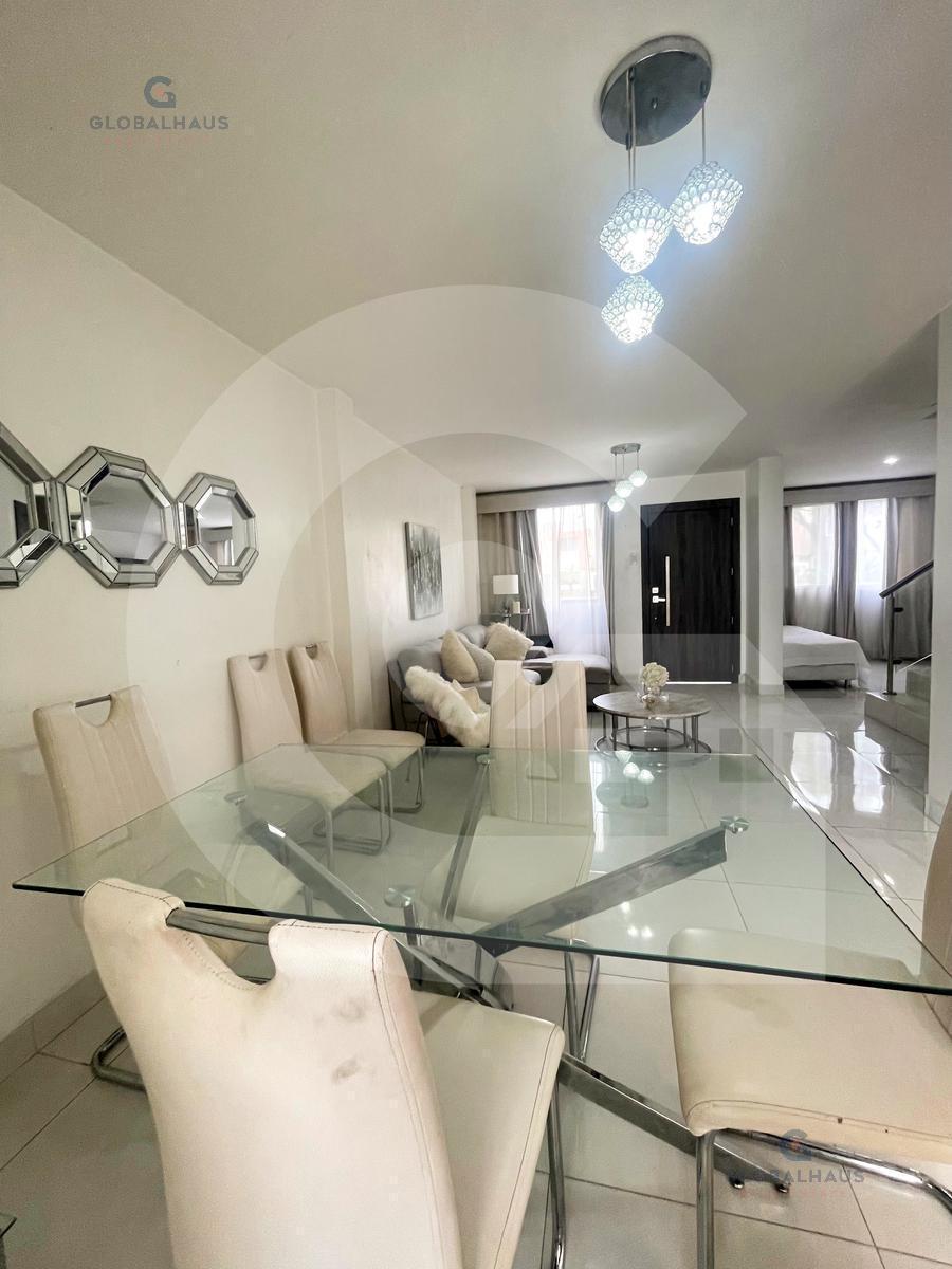 Venta de Casa con Terreno en Urbanización Compostela m. B. Guayas — imagen 7