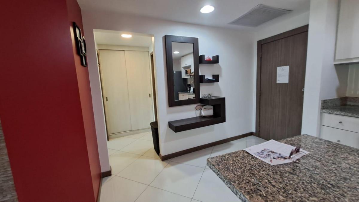 Venta Suite Amoblada Sector Ciudad Colòn, Guayas — imagen 5