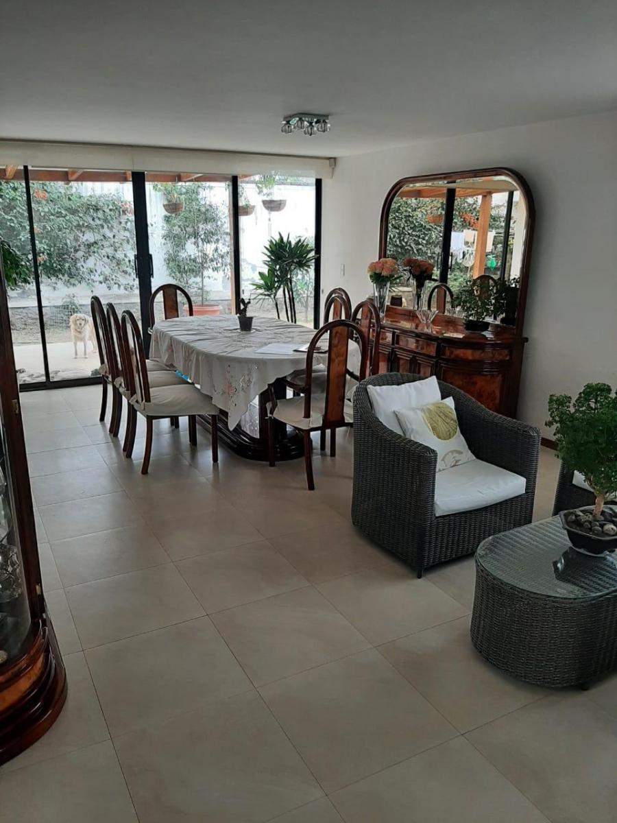 Venta de Casa en Conjunto, No Es Adosada, Cuenta con Áreas Verdes — imagen 9