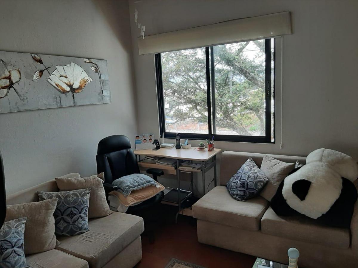 Venta de Casa en Conjunto, No Es Adosada, Cuenta con Áreas Verdes — imagen 4