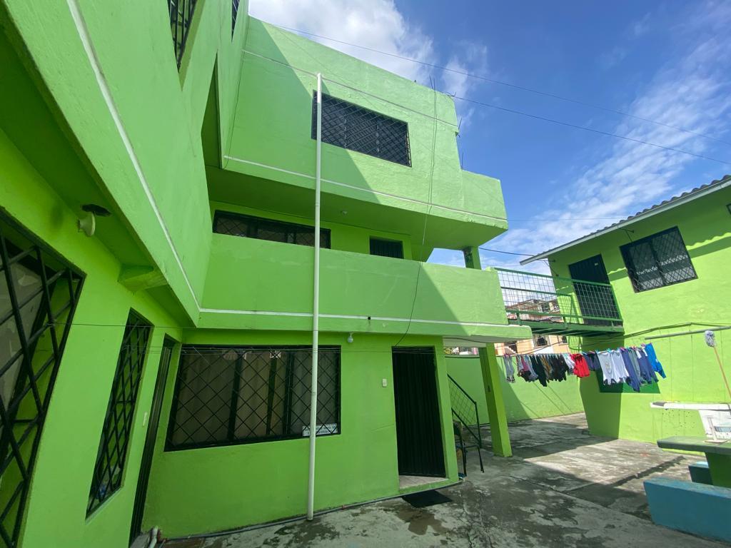 Casa Rentera de Venta en Quito, Sector de La Roldos — imagen 8