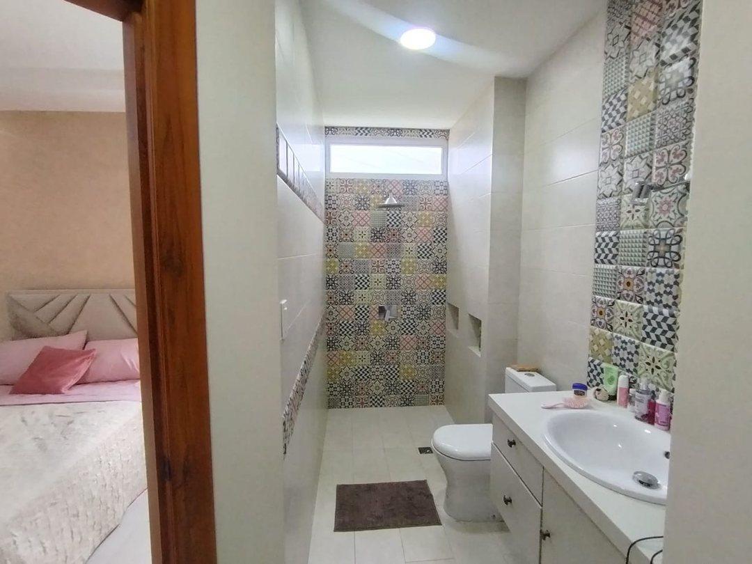 Casa en Urbanizacion de Venta Zona Norte Portoviejo, Manabí — imagen 5