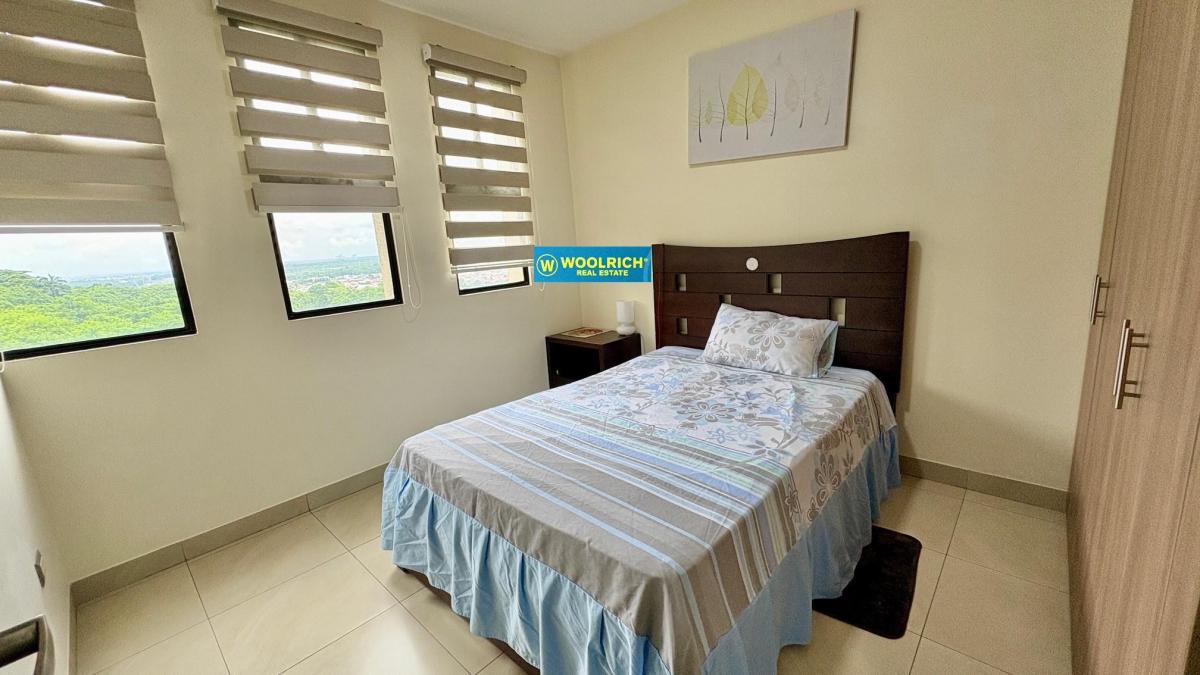Bosques de La Costa, Vendo Departamento Amoblado, 3 Dorm c/u Bano, 2 Parqueos, Guayas — imagen 7