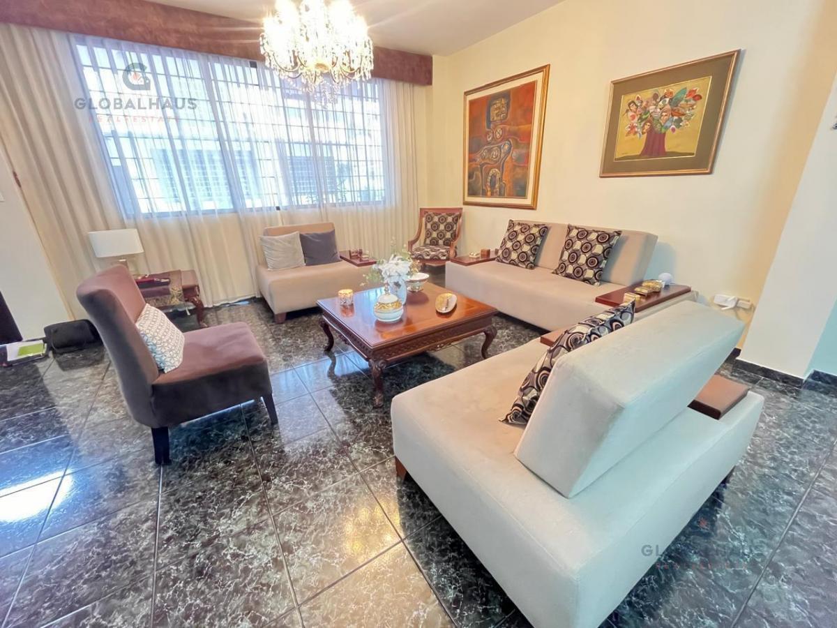 Venta de Casa en Urb. Parques del Rio con Piscina, 4 Habitaciones m. H. Guayas — imagen 9