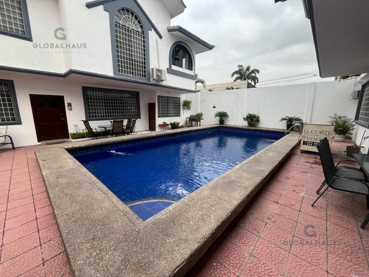 Venta de Casa en Urb. Parques del Rio con Piscina, 4 Habitaciones m. H. Guayas — imagen 7