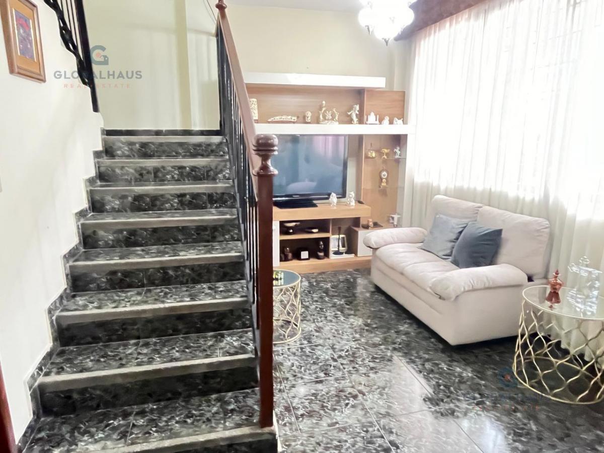 Venta de Casa en Urb. Parques del Rio con Piscina, 4 Habitaciones m. H. Guayas — imagen 6