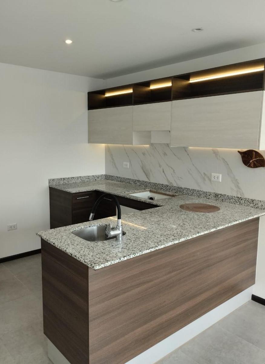 Venta Departamento con Balcon 3 Dorm. Norte de Quito en Llano Chico — imagen 7