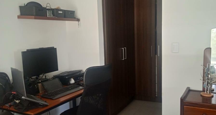Venta Departamento con Balcon 3 Dorm. Norte de Quito en Llano Chico — imagen 5