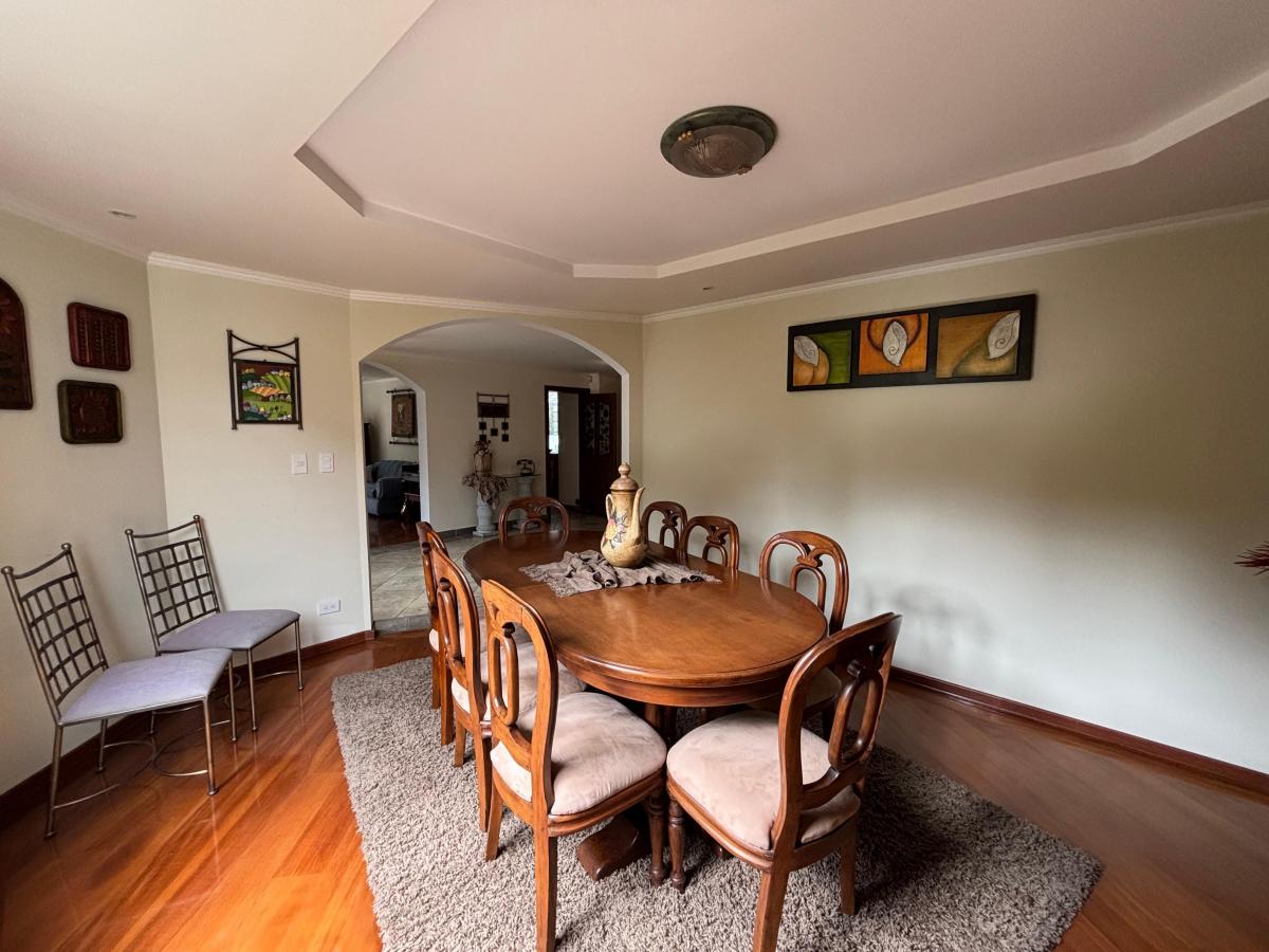 Venta Casa en San Juan de Cumbaya — imagen 6