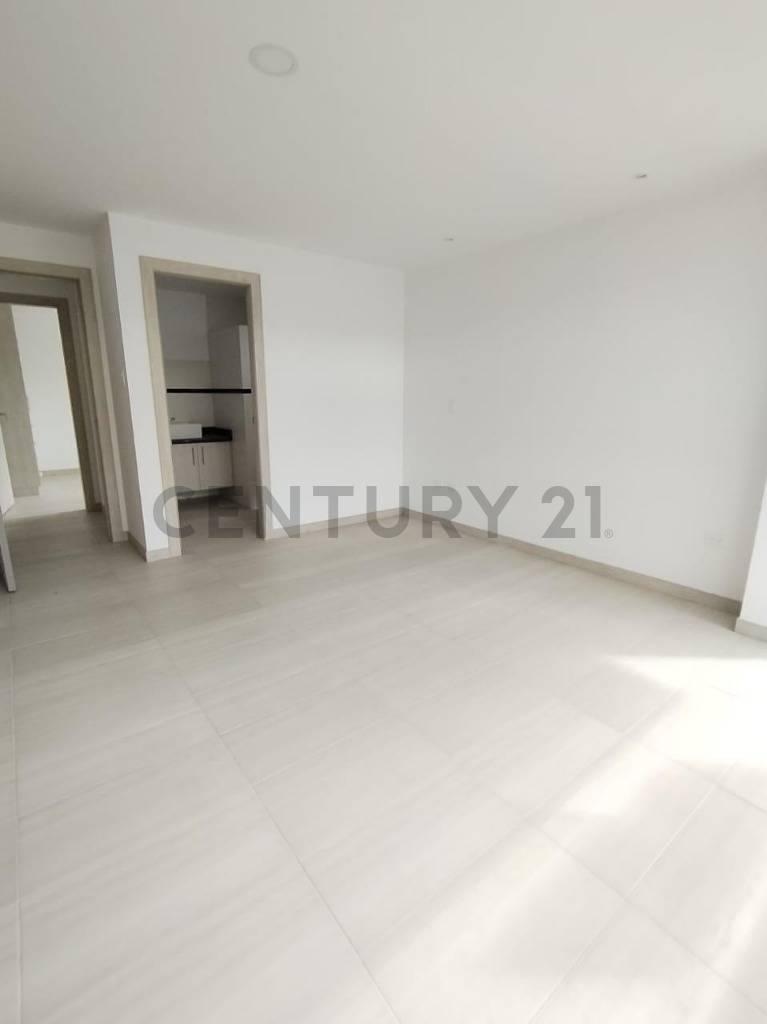 En Venta Hermoso Departamento con Balcon y Terraza en Cumbaya — imagen 6