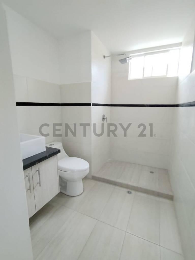 En Venta Hermoso Departamento con Balcon y Terraza en Cumbaya — imagen 3