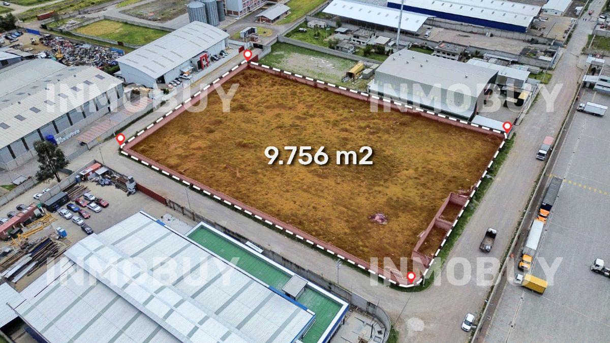 Vendo Terreno 9.756 m² Industrial Turubamba, Sur de Quito — imagen 3