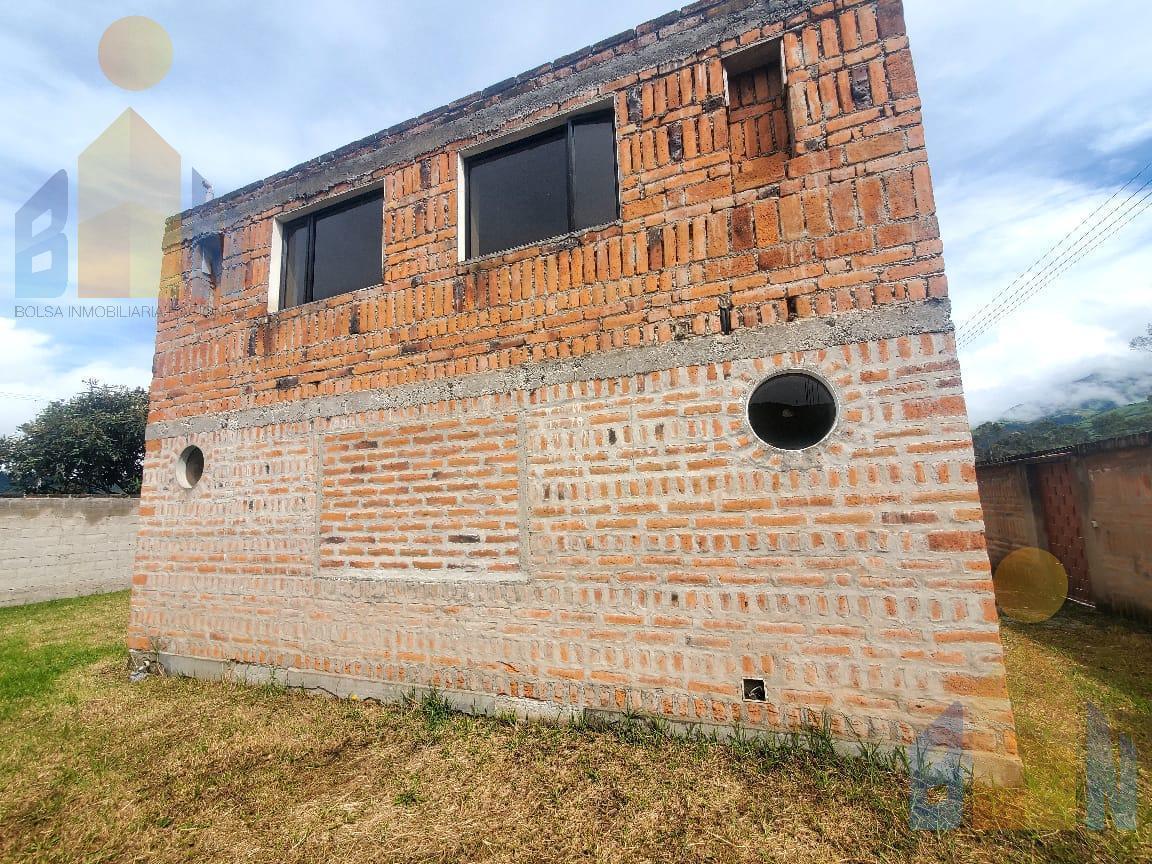 Casa en Obra Gris con Terreno en Venta Sector Lloa — imagen 9
