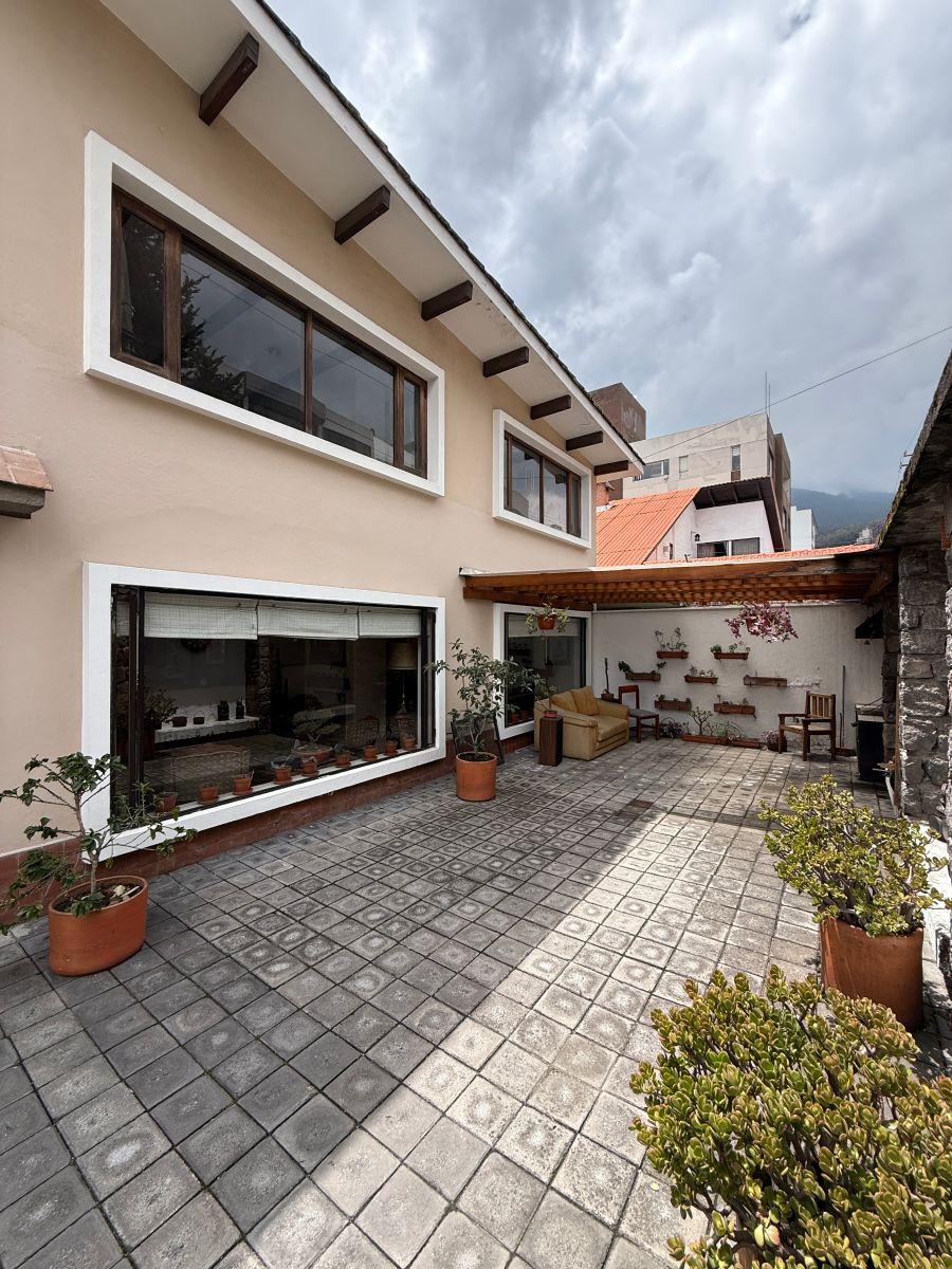 Propiedad en Venta - Quito Tenis - 870 m² — imagen 7