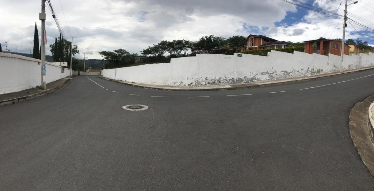Jal. Venta Terreno Guayllabamba, 2.000 m² Para Casa con Vista a Las Montañas — imagen 8