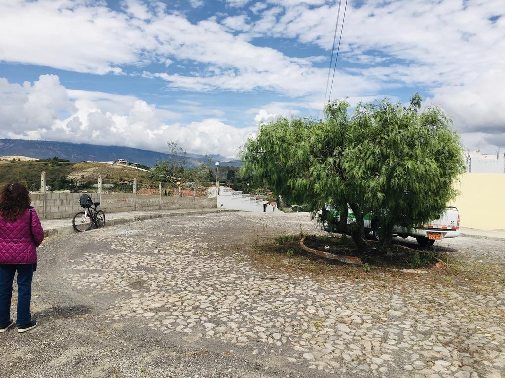 Jal. Venta Terreno Guayllabamba, 2.000 m² Para Casa con Vista a Las Montañas — imagen 6
