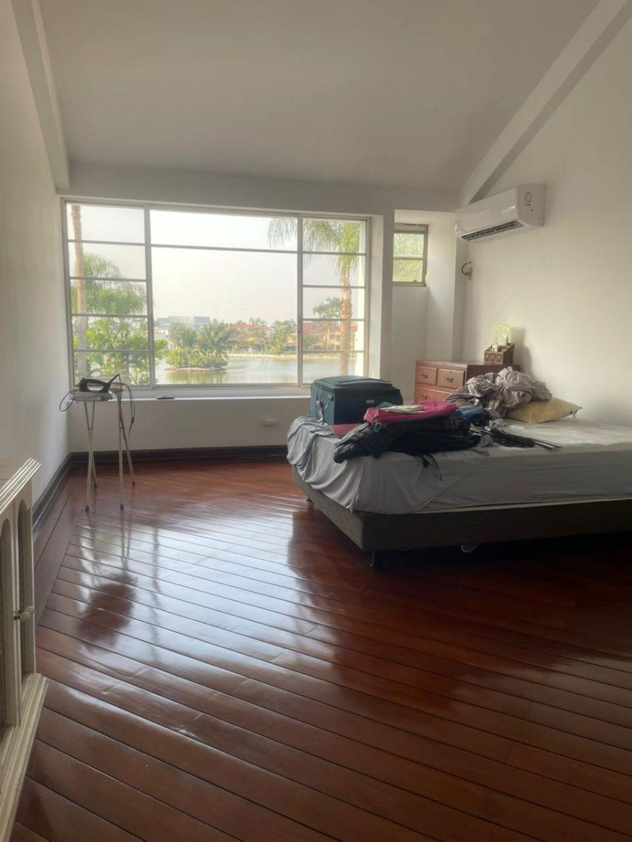 Vendo Departamento en Urb. Los Lagos, Samborondon, Guayas — imagen 4