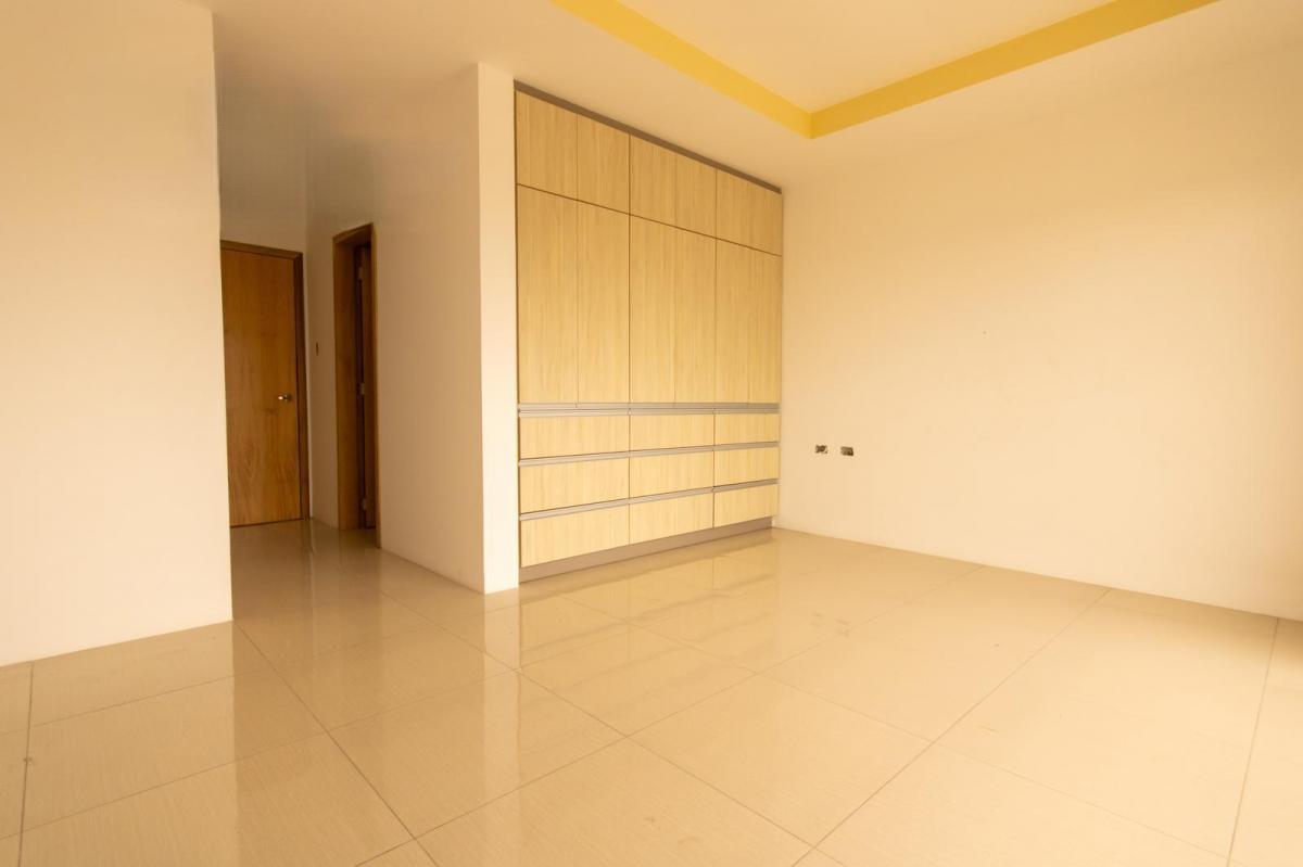 ? ¡Tu Nuevo Hogar Te Espera en Loma Dorada! Casa en Venta con Excelente Ubicación?, Manabí — imagen 4