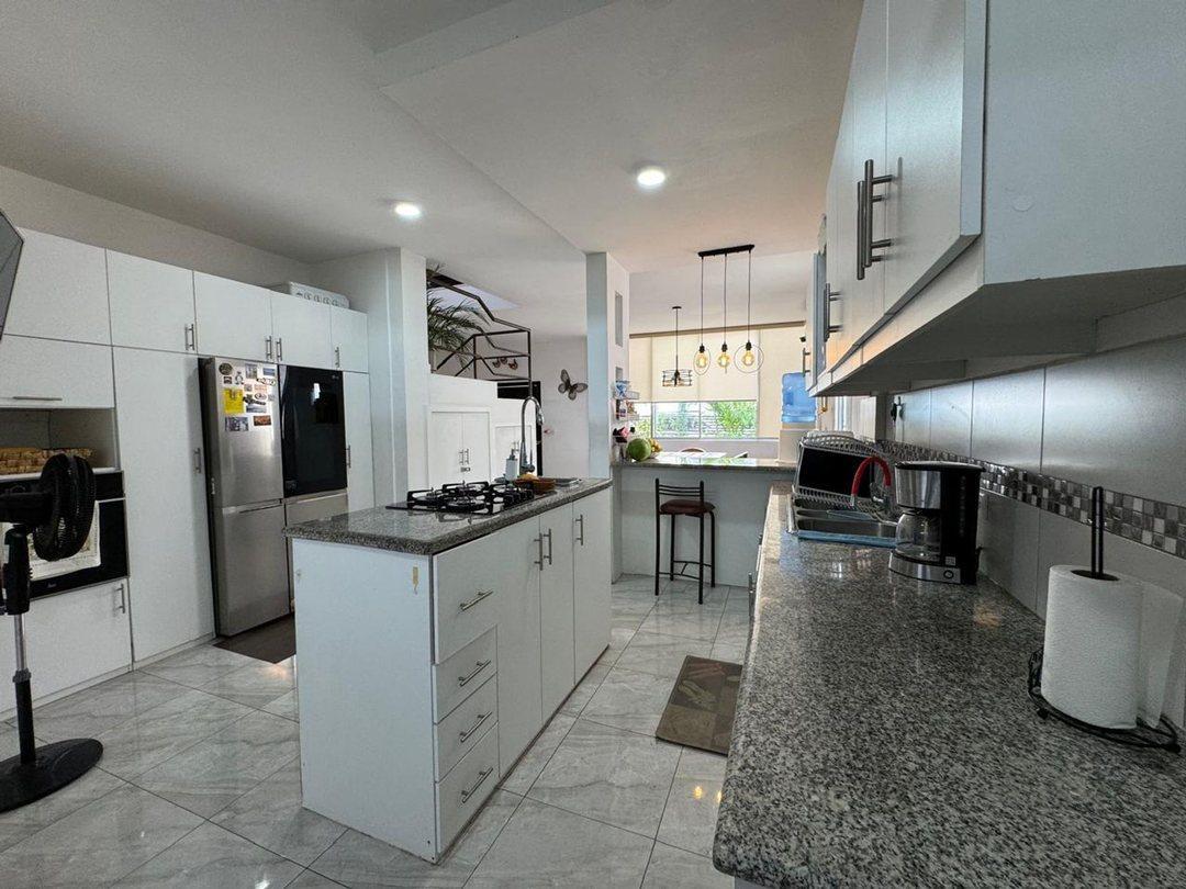 Casa de Venta en Manta Zona Sur G/r, Manabí — imagen 6