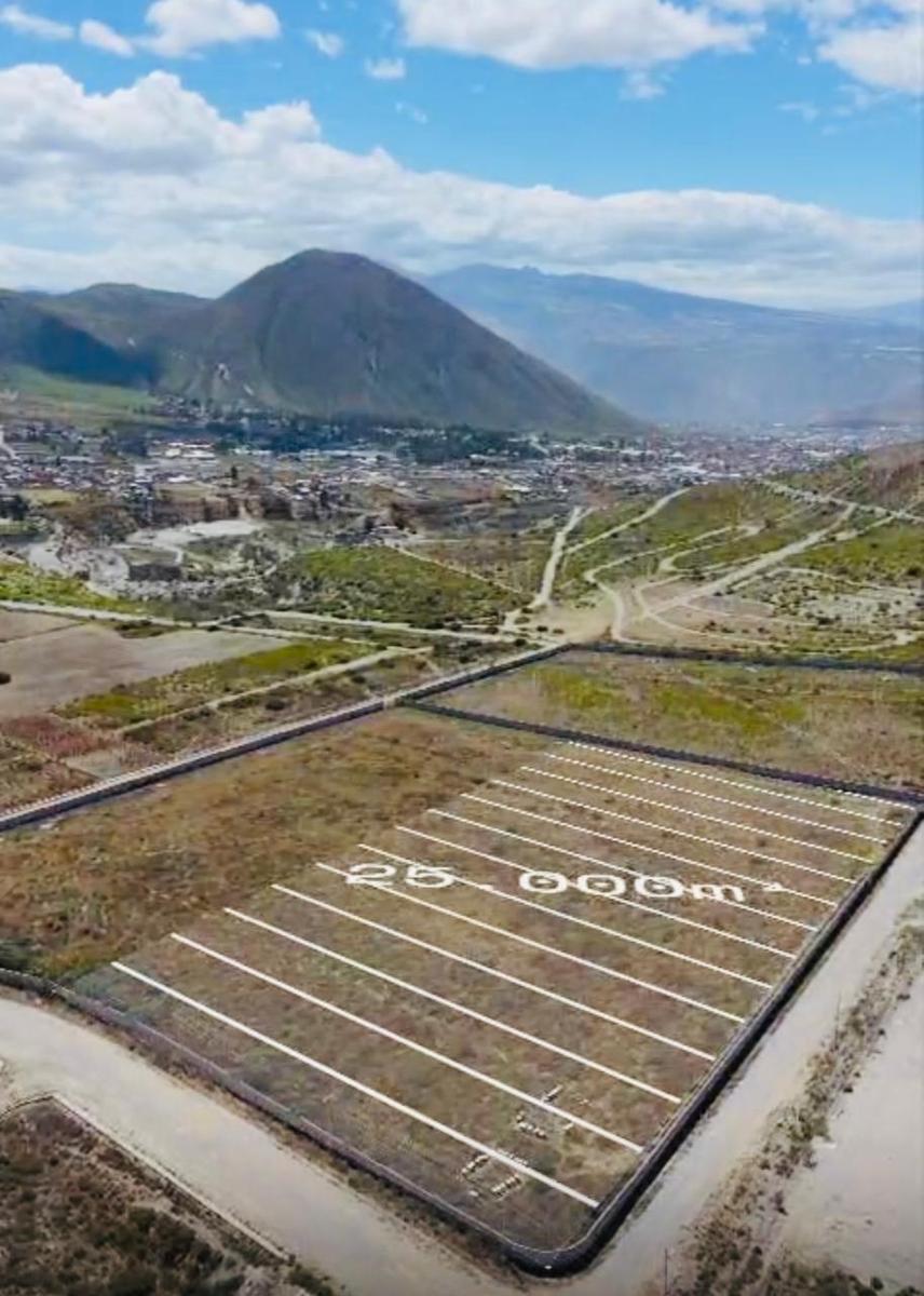 Se Vende Terreno Industrial en La Zona Dos Hemisferios Mitad del Mundo — imagen 4