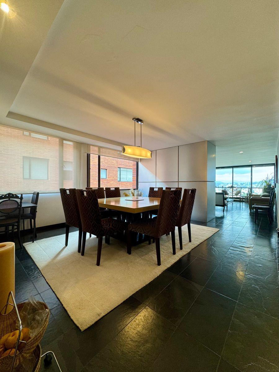 Departamento de 4 Habitaciones - en Venta - Quito Tenis - 307 m² — imagen 6