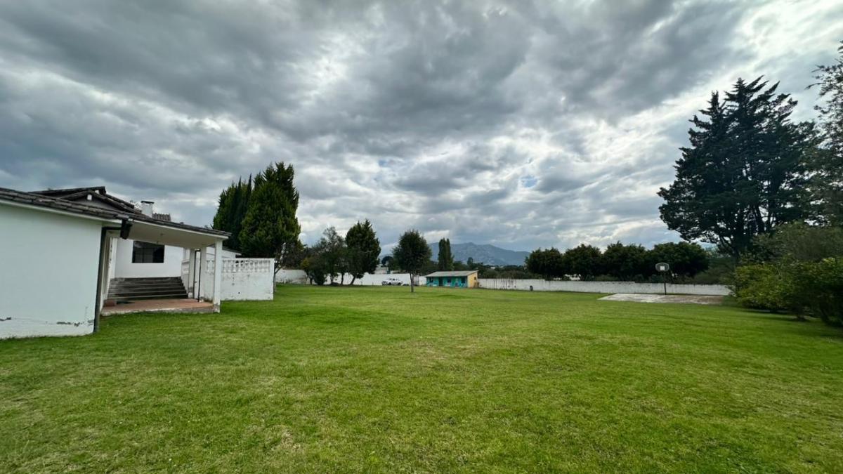 Terreno de Venta con Casa en Las Peñas, Tumbaco — imagen 8
