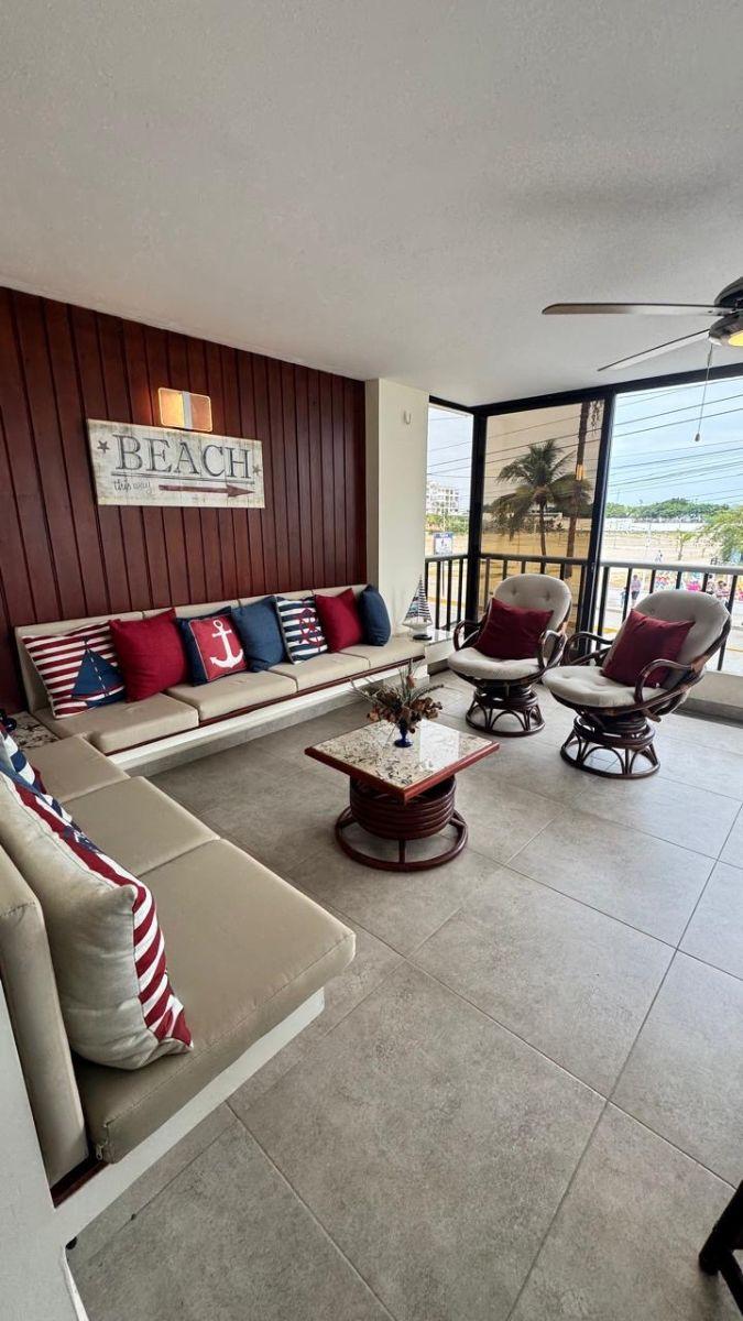 Departamento Frente Al Mar en Malecón de Salinas – Venta o Alquiler — imagen 9