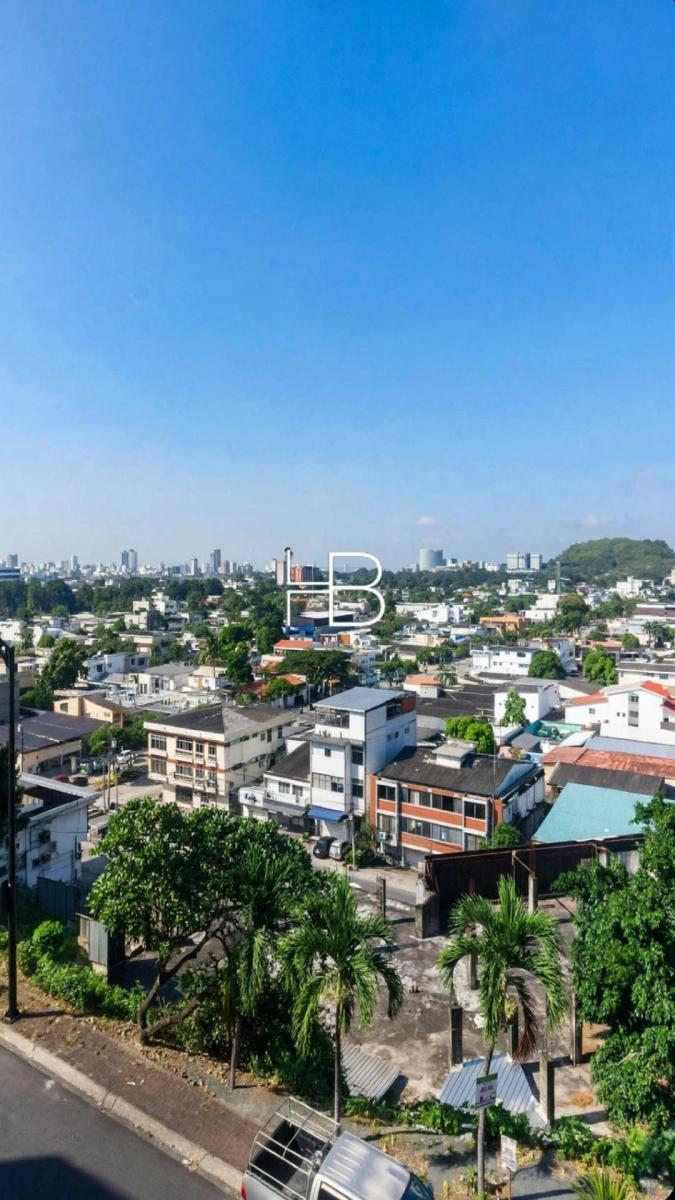 Se Vende Departamento en Lomas de Urdesa - ¡Zona Segura y Tranquila! Hermosa Vista. Guayas — imagen 10