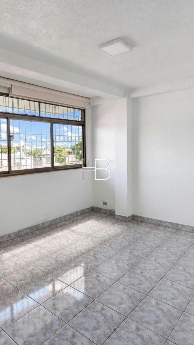 Se Vende Departamento en Lomas de Urdesa - ¡Zona Segura y Tranquila! Hermosa Vista. Guayas — imagen 5