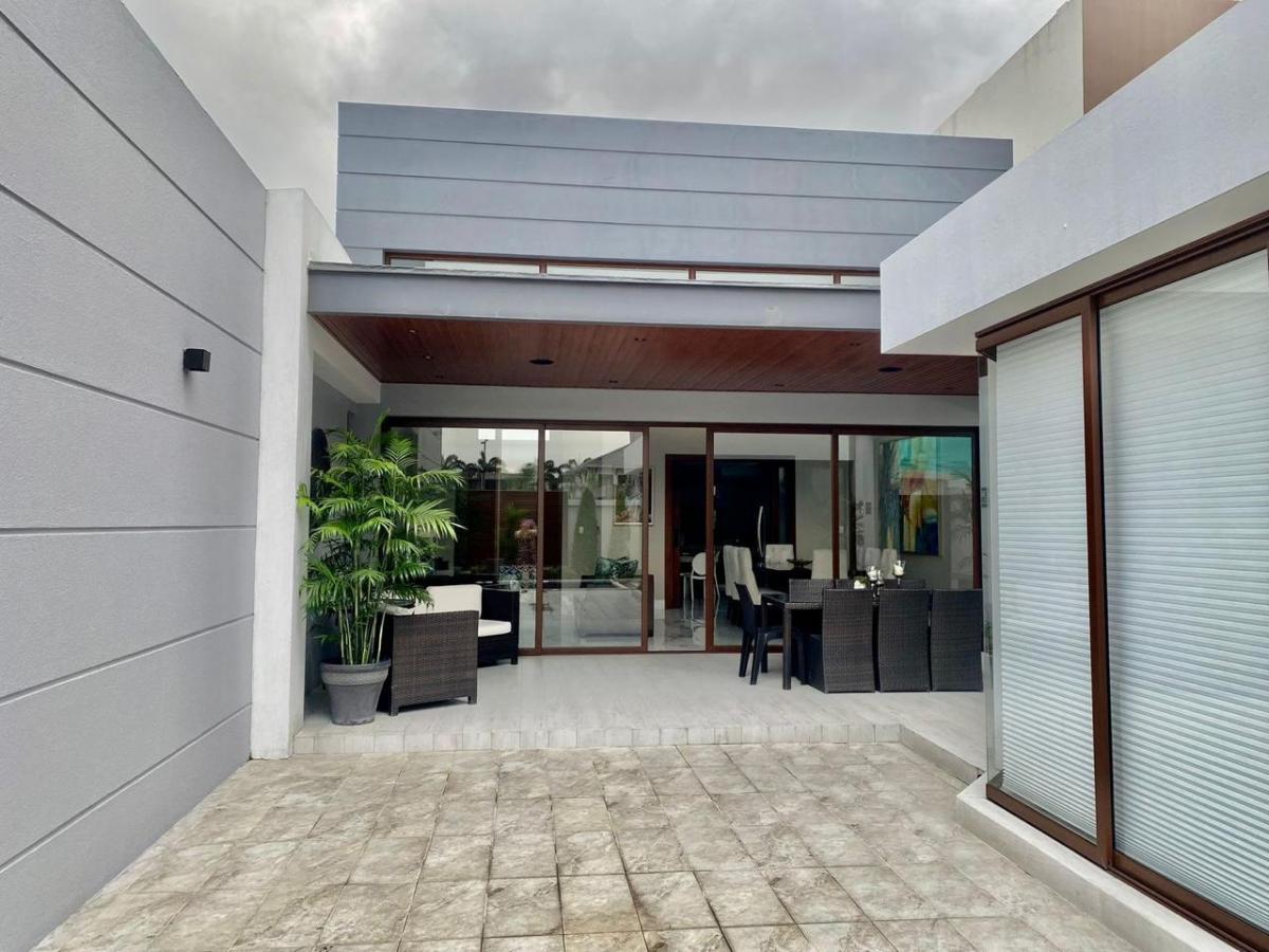 Mocoli Villa Nueva 1 Sola Planta Bella con Piscina, Guayas — imagen 3