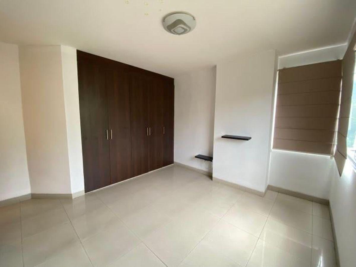 Vendo Departamento en Zona Ceibos, Guayas — imagen 8