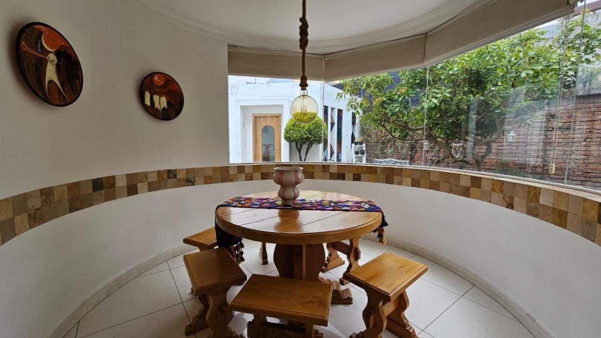 Vendo Casa en Amagasi del Inca Cerca de La Embajada Americana — imagen 7