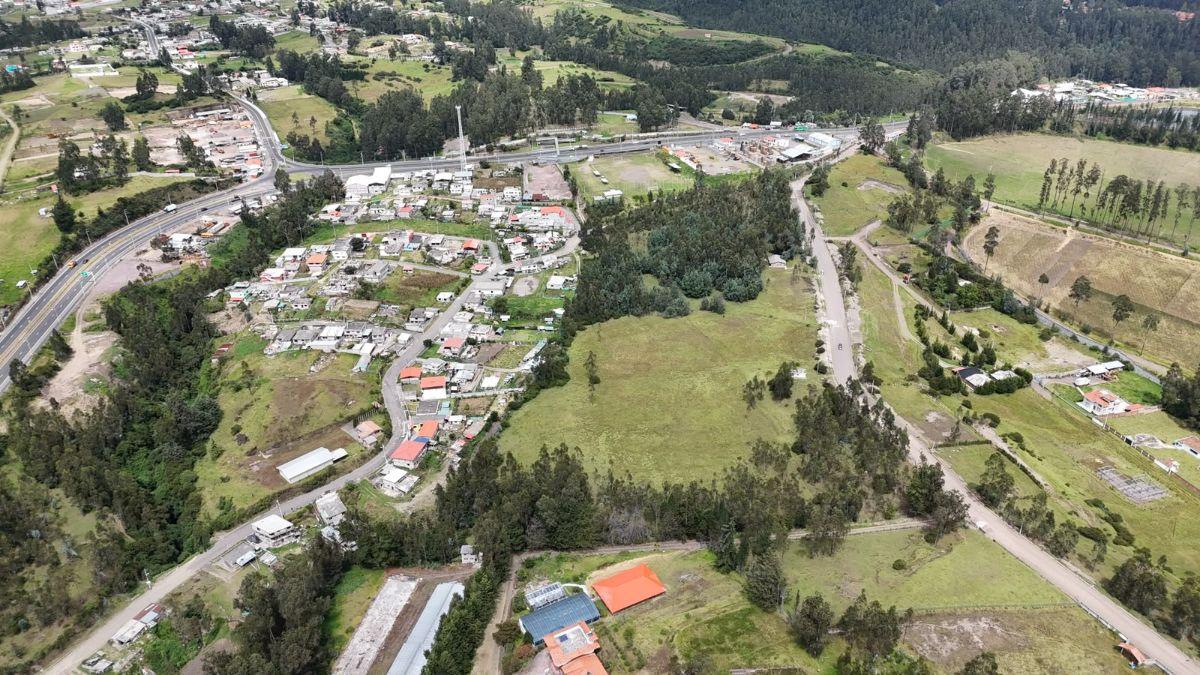 Terreno de 200 m² en Venta en Sangolqui, Sector El Colibrí — imagen 8