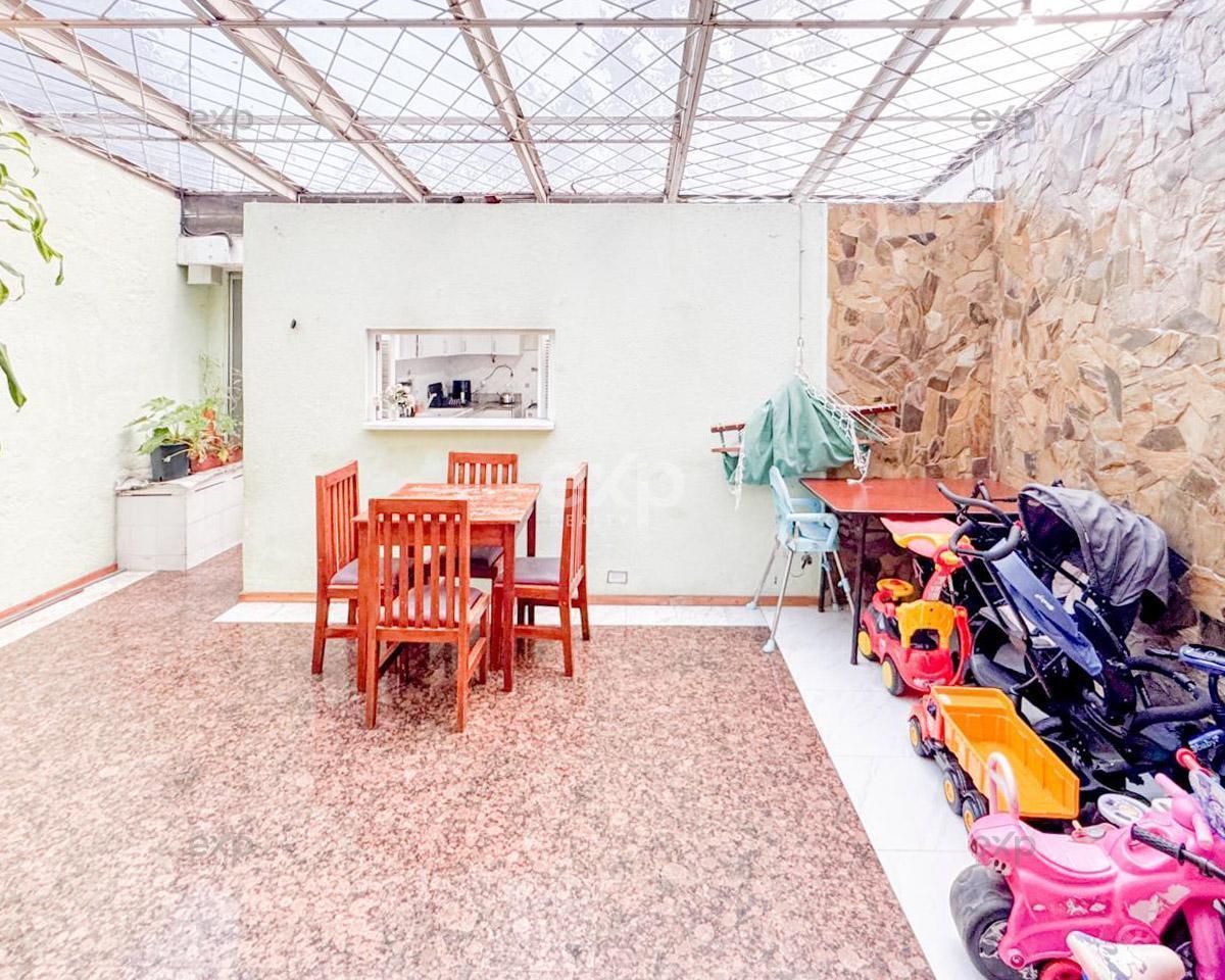 Amplia Casa en Venta – Sector La Kennedy, Quito — imagen 7
