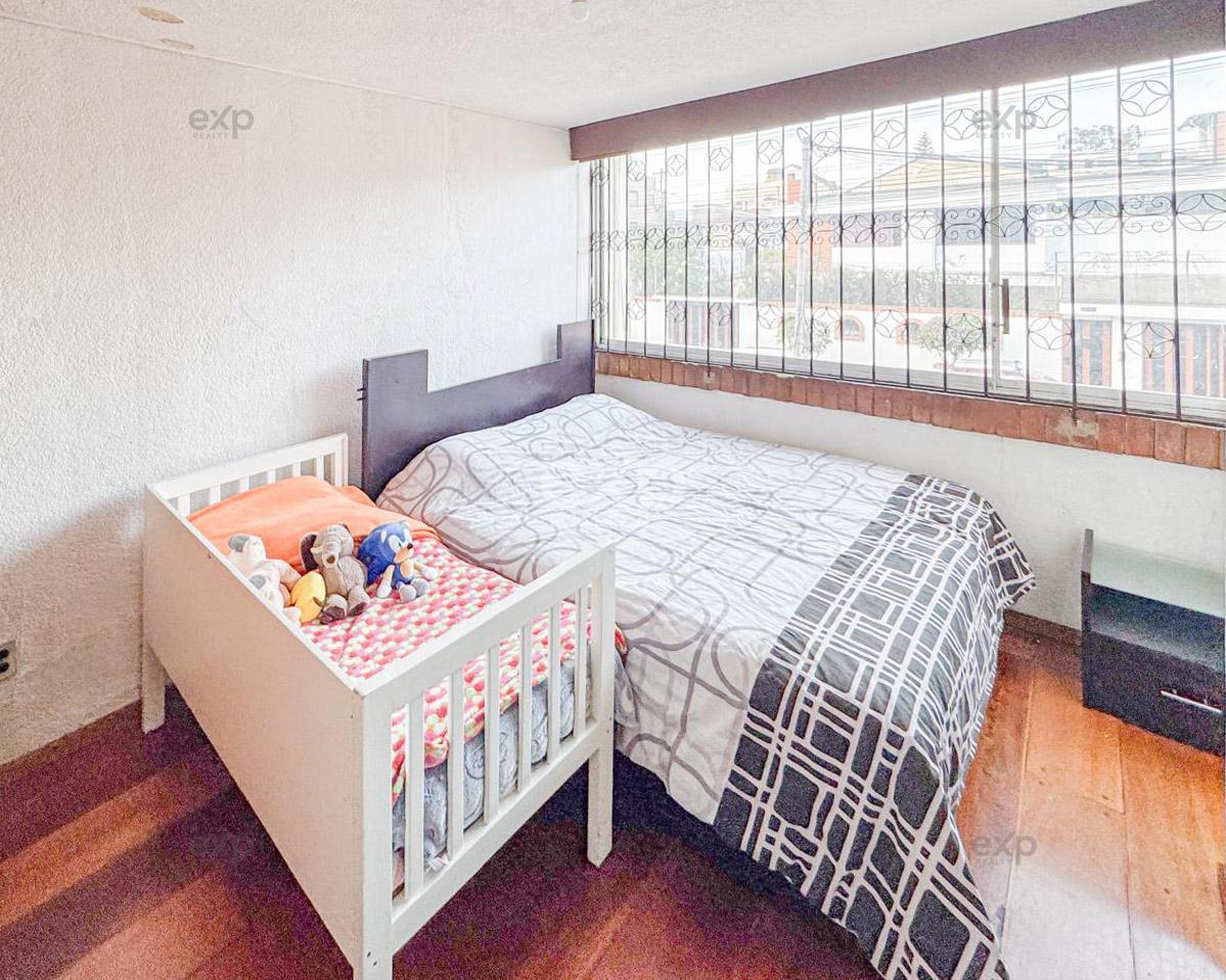 Amplia Casa en Venta – Sector La Kennedy, Quito — imagen 4