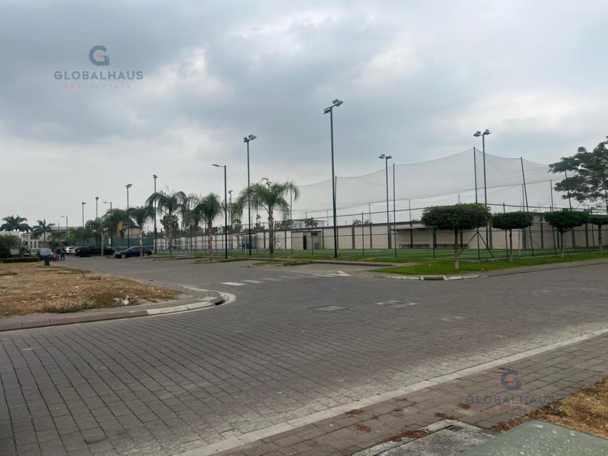 Venta de Casa Proyecto en Isla Celeste - Samborondón con 3 Dorm. Cada Uno con Baño. My. Z. Guayas — imagen 6
