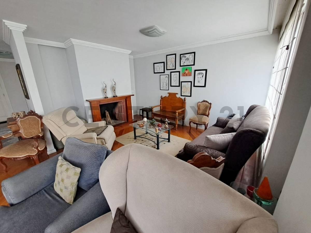 Venta Penthouse Duplex, 4 Dorm., Dentro de Conjunto en El Quito Tennis. Provincia de Pichincha — imagen 8