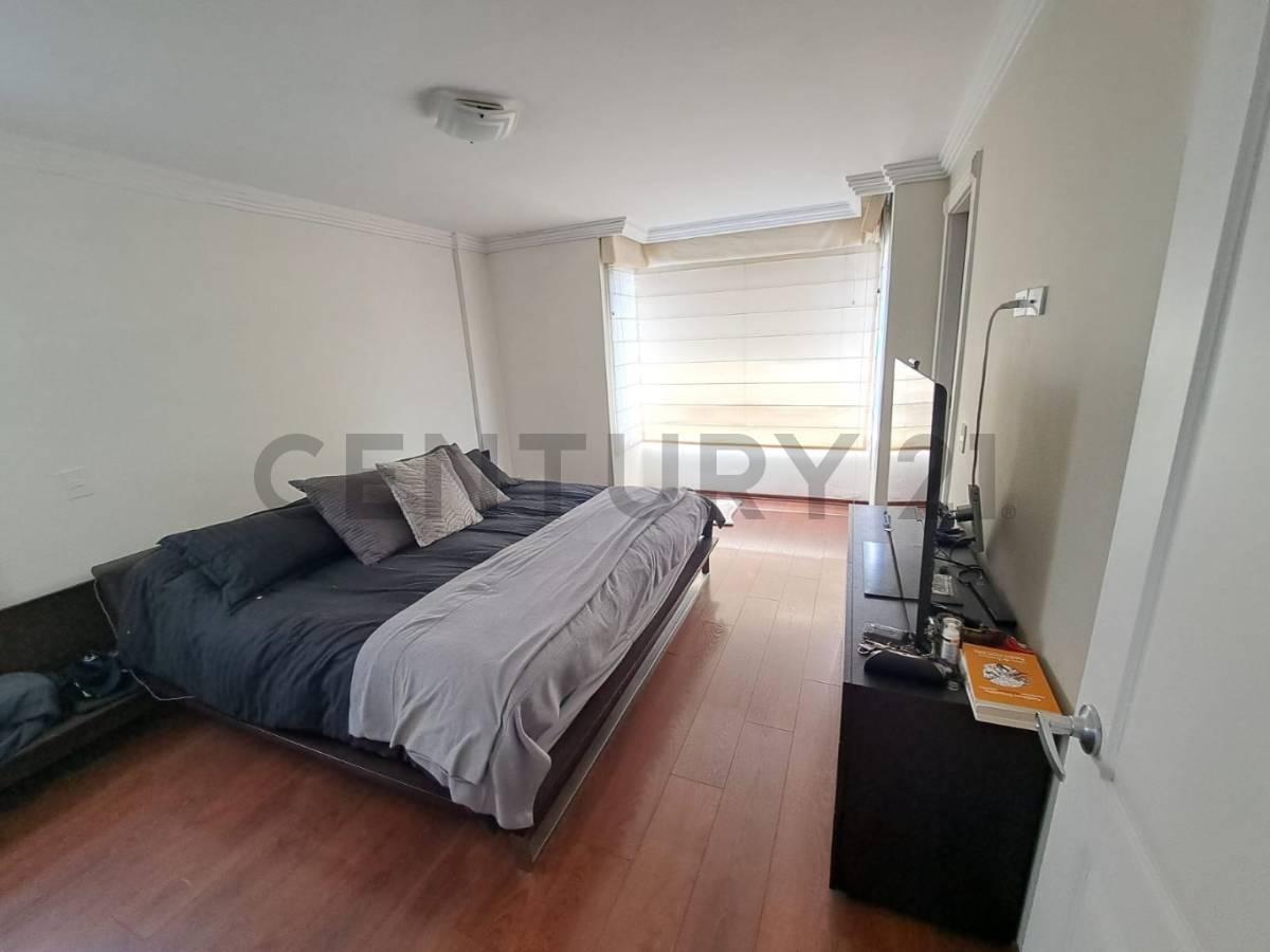 Venta Penthouse Duplex, 4 Dorm., Dentro de Conjunto en El Quito Tennis. Provincia de Pichincha — imagen 3