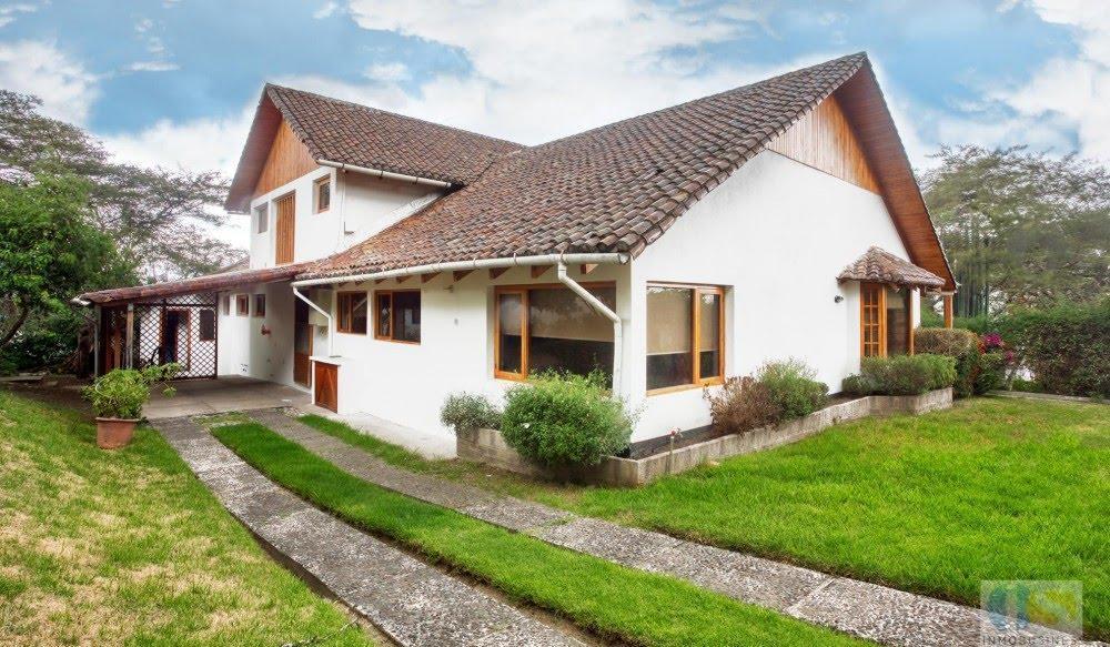 Venta de Casa con 3 Dorm. en Tumbaco - Urbanización Privada — imagen 10
