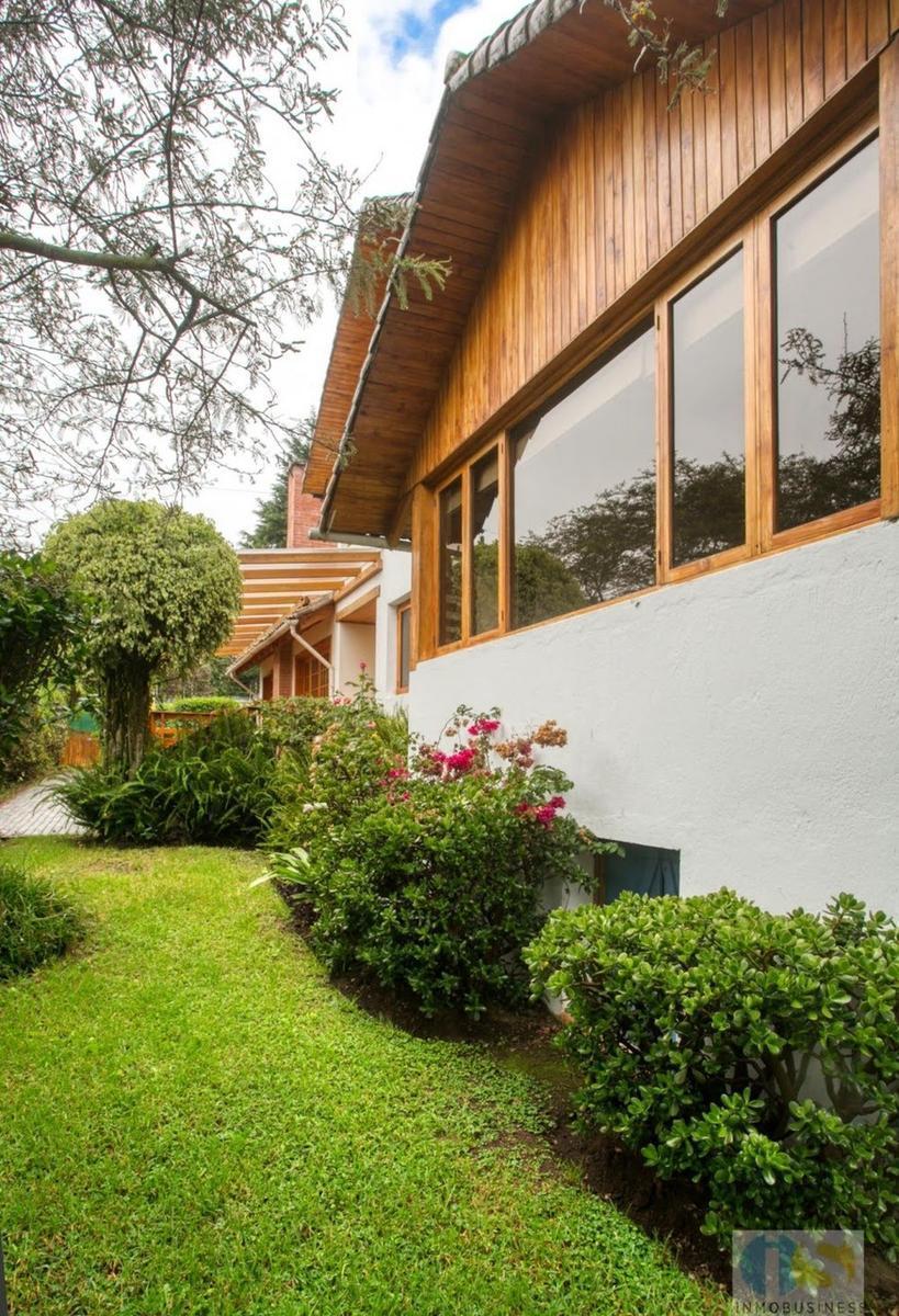 Venta de Casa con 3 Dorm. en Tumbaco - Urbanización Privada — imagen 7