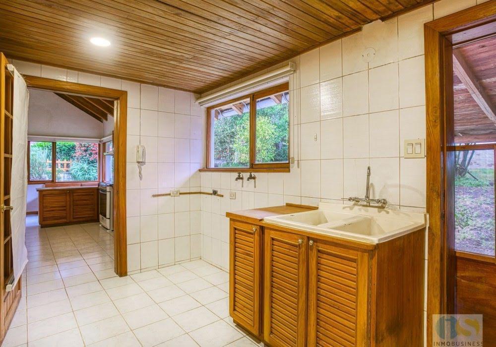Venta de Casa con 3 Dorm. en Tumbaco - Urbanización Privada — imagen 6