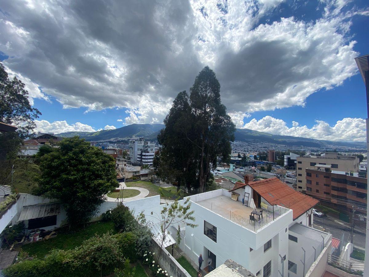 Departamento de 320 m² con 4 Habitaciones en Venta en Iñaquito Eloy Alfaro y Granados — imagen 9