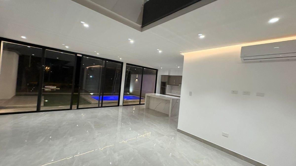Se Vende Casa de Estreno en Samborondon Isla Celeste Urb. Estribor, Guayas — imagen 10