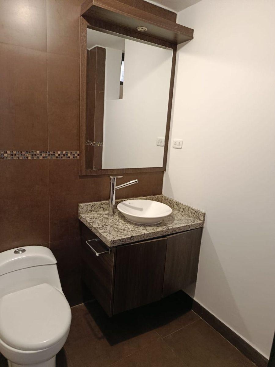 Departamento Duplex 3d - Urbanizacion El Condado — imagen 5