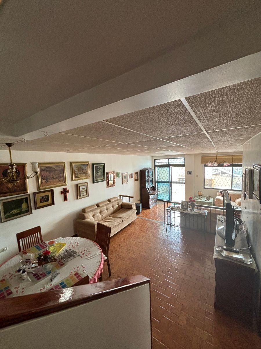 Venta de Departamento Loft de 2 Pisos + Suite + Terraza Panorámica y Garaje en Lomas de Urdesa, Guayas — imagen 7