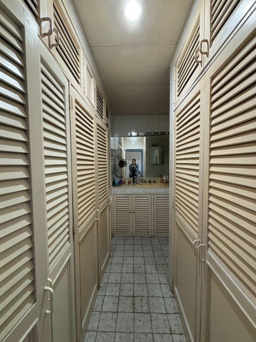 Venta de Departamento Loft de 2 Pisos + Suite + Terraza Panorámica y Garaje en Lomas de Urdesa, Guayas — imagen 3