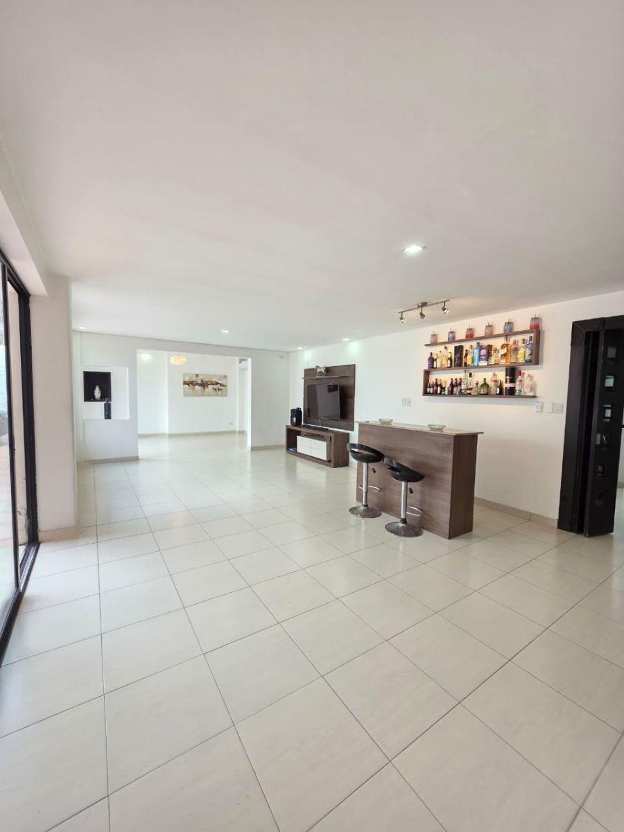 Exclusiva Casa en Venta en Urb. Alamo Km 2.5 Samborondon, Guayas — imagen 7