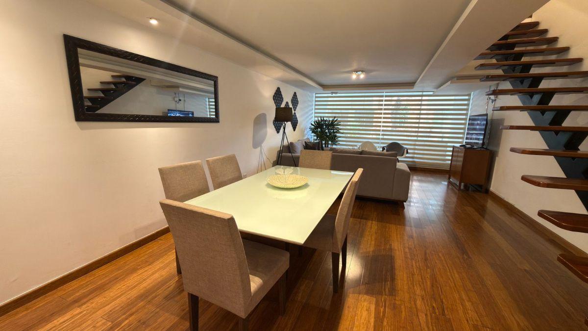 Departamento de Venta, Duplex, 3 Dorm., Estudio. Av Eloy Alfaro y Catalina Aldaz — imagen 9