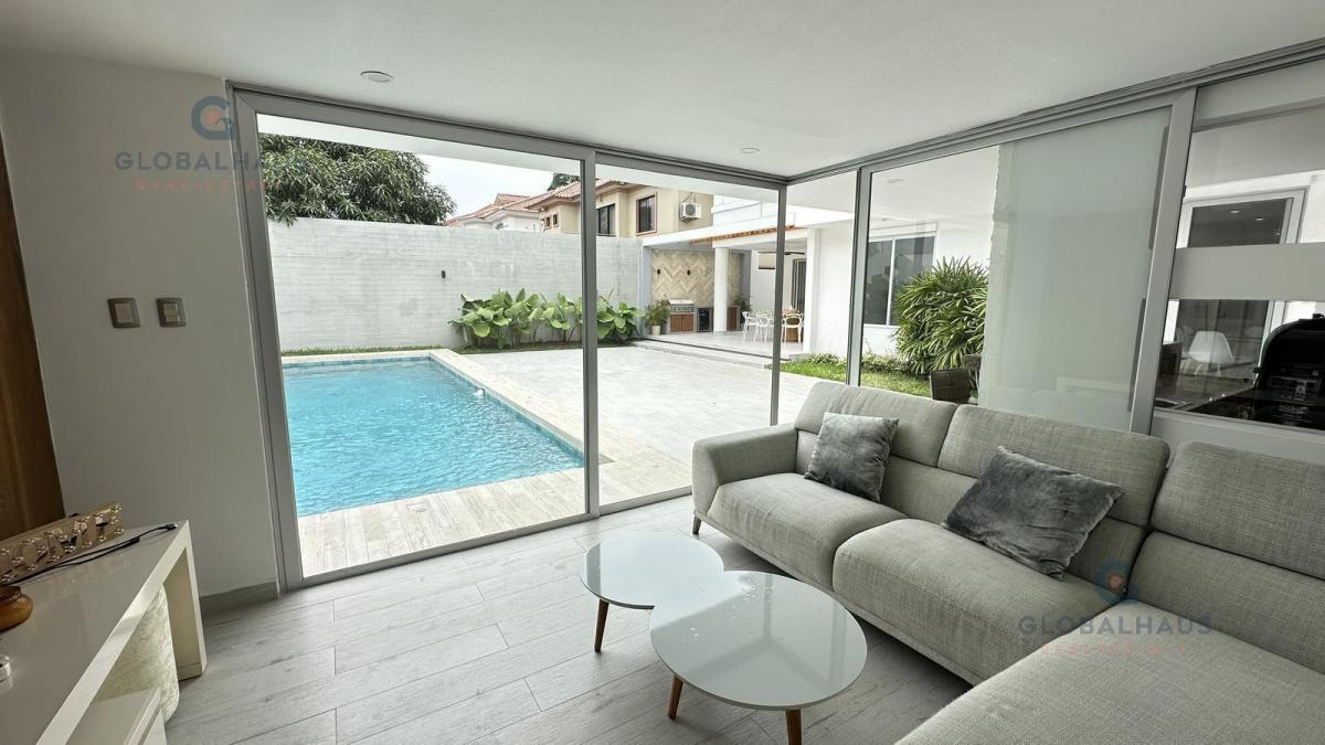 Venta de Casa en Km 4.5 Via a Samborondon, Remodelada Al 100%. V. B, Guayas — imagen 10